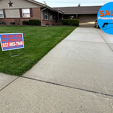 Trusted Concrete Cleaning & Driveway Washing in Englewood, Ohio